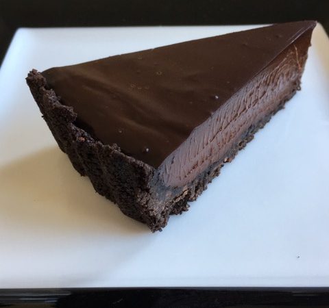 No-Bake Chocolade Taart met Gerookt Zout